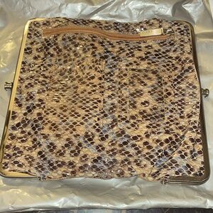 HOBO International LAUREN Clutch Wallet Neutral Tones Snake Skin Print LEATHER